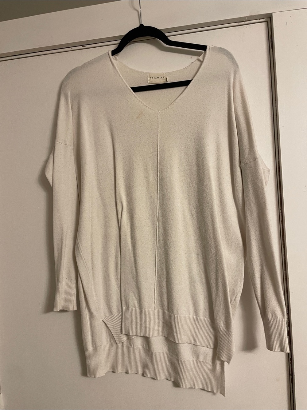 White Dreamers Cream V-Neck Lightweight Knit Sweater